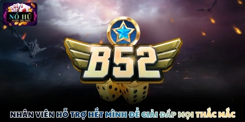 Nhân viên hỗ trợ hết mình để giải đáp mọi thắc mắc